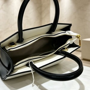 Sac <span class=keywords><strong>de</strong></span> navettage minimaliste et luxueux pour femme R Drop Shipping 2026 ; Sac fourre-tout à bandoulière polyvalent et tendance - Product Image 5
