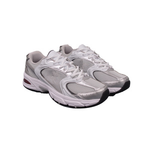 <span class=keywords><strong>Zapatillas</strong></span> de deporte personalizadas Fabricantes Deportes <span class=keywords><strong>NB</strong></span> Modelo Skateboard Zapatos para correr Hombres personalizados <span class=keywords><strong>Zapatillas</strong></span> de deporte para hombres - Product Image 1