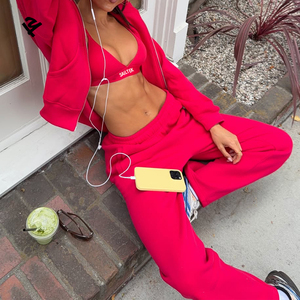 Completo da donna autunnale 2026 di tendenza: <span class=keywords><strong>Tuta</strong></span> sportiva rossa personalizzata con felpa con zip e pantaloni a gamba larga - Product Image 5