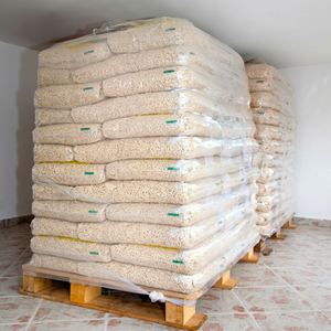 Pellets de Madera de Pino 100% 6mm ENplus A1 Combustible de Biomasa con 0.35% de Ceniza 0.32% de Humedad 4000J Calorías 750kg/m³ de Densidad para Calefacción Doméstica - Product Image 1