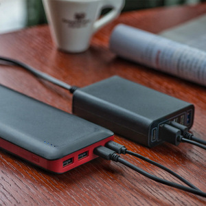พาวเวอร์แบงค์แบบชาร์จเร็วความจุสูง26800mAh Type-<span class=keywords><strong>C</strong></span> สำหรับ MacBook และ <span class=keywords><strong>iPhone</strong></span> 8รองรับแบตเตอรี่ PD Li-Polymer - Product Image 4