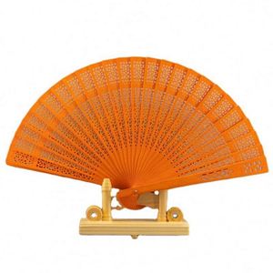 Abanicos de mano plegables de madera hueca para festivales, regalo de boda personalizable con técnica pulida y decoración para colgar en la pared - Product Image 1