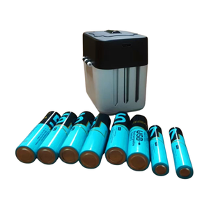 Estuche de carga inteligente de 8 ranuras Cargador de baterías de iones de litio recargables de 1,5 <span class=keywords><strong>V</strong></span> con baterías AA 2800MWH AAA1100MWH - Product Image 5