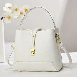 Sac fourre-tout pour femme personnalisé, écologique et de grande capacité, avec cordon et design moderne - Product Image 3
