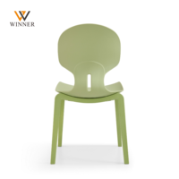 Chaises de salle à manger modernes empilables en plastique PP, imperméables et portables pour salons, cafés, maisons, écoles