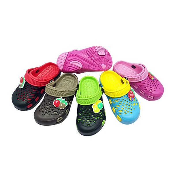2022 wholesale foam runner with original boxes top quality fashion designer slippers EVA foam RNNR slides men clogs shoes