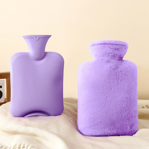 Bouillotte en peluche avec housse en polaire en forme de U pour la literie d'hiver et chauffe-mains - Product Image 2