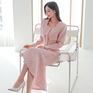 Set Due Pezzi Invernale: Giacca Elegante e Gonna a Tubino alla Moda per Donna - Product Image 3