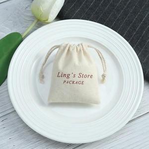 Sacs à cordon en coton personnalisés 8x10 cm, réutilisables, écologiques, pour bijoux, avec logo personnalisé - Product Image 5