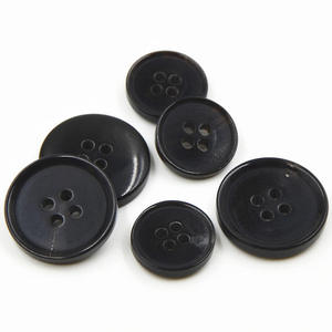 ชุดสูทผู้ชายกระดุม4รูรูปเขาควายธรรมชาติแท้เป็นมิตรกับสิ่งแวดล้อม - Product Image 4