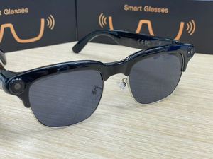 M08c Smart Glasses 800W Clear Built in Camera AI Translation Wearing Detection Support APP Download Glasses - Product Image 2