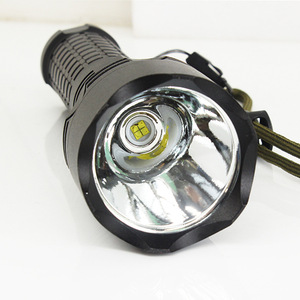 Vente en gros P50 Lampe de poche LED à zoom longue portée pour le chargement d'urgence en plein air par USB Patrouille d'équitation portable-transfrontalière - Product Image 4