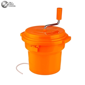 <span class=keywords><strong>Essoreuse</strong></span> <span class=keywords><strong>à</strong></span> <span class=keywords><strong>salade</strong></span> multifonctionnelle en plastique de 3 gallons/12 L avec bol pour le séchage des légumes - Product Image 2
