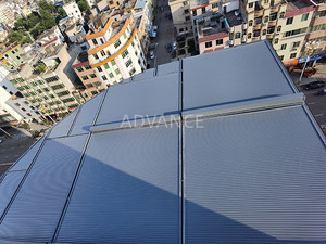 2024 nouveau style automatique pluie toit obturateur externe bloc volets isolé toit <span class=keywords><strong>volet</strong></span> roulant pour salle de soleil - Product Image 5