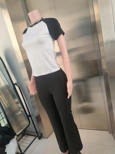 Setelan pakaian musim panas wanita, setelan 2 potong, atasan dan celana Crop blok warna kustom, setelan pakaian kasual untuk wanita - Product Image 5