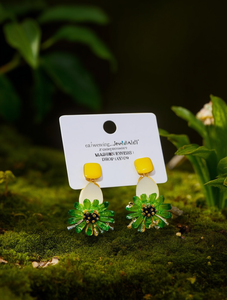 eaJwewing..Jewid Pendientes colgantes con forma de flor, chapados en oro, con cristales de imitación, para mujer, a la moda, para fiesta, AV09 - Product Image 2