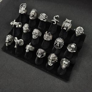 VAF Anel ayı Caveira Bague Tete De Mort Anillos De Calabera Calavera paslanmaz çelik pençe Goth gotik kafatası iskelet erkek yüzük - Product Image 3