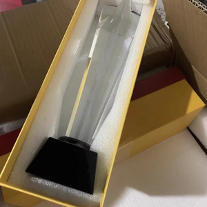 Fabricante personalizado de alta calidad Star Crystal Trophy Glass Award Impresión ultravioleta Grabado Recuerdos en varias formas - Product Image 5