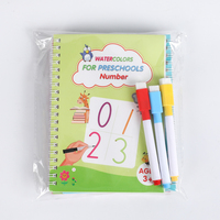 Cahier d'exercices réutilisable de formation de contrôle de stylo de petite enfance avec le stylo effaçable