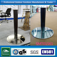 Base de table réglable à vérin à gaz avec colonne en aluminium et support supérieur personnalisé pour bars et cafés (vente en gros)