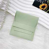 Carte de pochette en microfibre personnalisable pour le stockage de bijoux Sac élastique avec doublure d'oreille en velours brossé Type d'affichage en daim