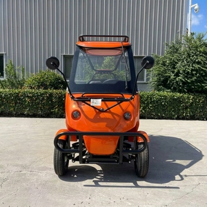 Voiturette de <span class=keywords><strong>golf</strong></span> électrique Q8 4P à basse vitesse 60V80AH avec moteur sans balais, freins à disque sur quatre roues et porte-bagages de toit pour transport familial en villégiature ou villa - Product Image 6