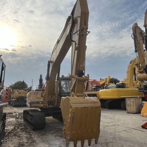 รถขุดมือสองจากญี่ปุ่นแท้ รุ่น Cat 320 320D 320BL 320CL รถขุดตีนตะขาบมือสองสำหรับงานหนัก ลดราคา - Product Image 1