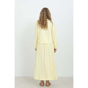 ชุดกระโปรงเอวยางยืดสำหรับผู้หญิง คอกลม ทรงหลวม ผ้าทอ ระบายอากาศได้ดี ชุดลำลองสำหรับใส่ทุกวัน สไตล์แฟชั่นเรียบง่าย - Product Image 2