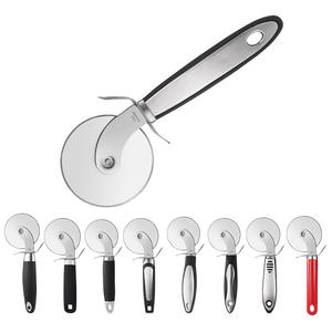 سكين أسطوانية بيتزا محمولة بأنماط مختلفة من الفولاذ المقاوم للصدأ ، أدوات قطع كعكة الخبز من الدرجة الغذائية للخبز - Product Image 3