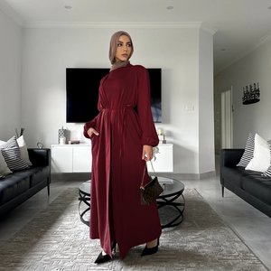 Abito Musulmano Modesto Nisa Islam Plus Size con Tasche, Design Aperto Elegante e Versatile dalla Turchia e Dubai - Product Image 4