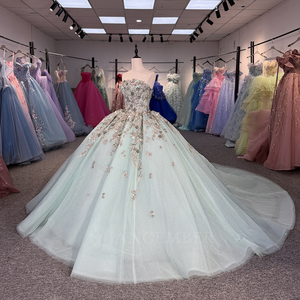 ชุดเดรสออกงานสีเขียวมิ้นท์ประดับเลื่อมลายดอกไม้หวานๆ สำหรับงาน Quinceanera, งานพรอม, งานฉลองอายุ 16 ปี, ทรงบอลกาวน์พร้อมชายกระโปรงยาว - Product Image 6