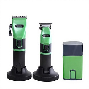 Nouvelle Arrivée Madeshow Tondeuse à Cheveux Électrique Professionnelle USB pour Hommes - Lames en Acier Inoxydable Usage Domestique et Hôtelier - Product Image 4