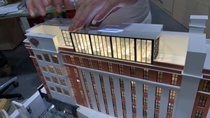 Modello Architettonico 3D in Scala di Edificio Commerciale Moderno con Tavolo di Sabbia - Modello Architettonico di Edificio per Uffici di Tendenza Ora - Product Image 6