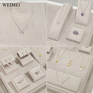 Support de présentation de bijoux multi-niveaux en velours gris personnalisé WEIMEI avec plateau pour collier, boucles d'oreilles, bague, bracelet, ensemble de présentation de bijoux - Product Image 6