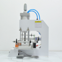 Machine à estamper à chaud pneumatique automatique de bureau à vente chaude, machine à gaufrer le cuir pour le cuir, le papier, les plaques en plastique