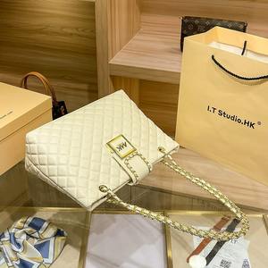 Bolso Tote de Cuero Genuino Acolchado <span class=keywords><strong>con</strong></span> <span class=keywords><strong>Cadena</strong></span>, Bolso de Lujo para Mujer 2025, Gran Capacidad, Cierre de Cremallera, Versátil, Bolso de Hombro de Diseñador - Product Image 3