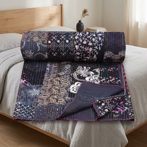 Sari indien brodé, patchwork, couverture Kantha faite à la main - Product Image 4