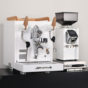 Gemile Penguin Crm3124f Italian Semi Automatic Commercial Coffee Machine With E61 Brewing Head Espresso Machine - Product Image 2