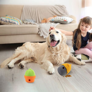 Alimentador de viaje portátil de mano de silicona interactivo personalizado para mascotas, rompecabezas de juguetes dispensadores para perros pequeños - Product Image 6