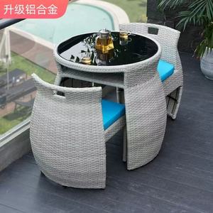 Ensemble de salon de jardin en rotin tressé moderne et durable pour extérieur, avec table et chaises rembourrées, 4 pièces pour balcon - Product Image 4