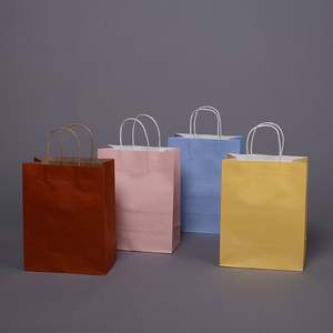 Sacs en papier kraft de luxe en gros, sacs de shopping colorés imperméables et bon marché avec poignée en corde durable, style classique pour les boutiques - Product Image 3