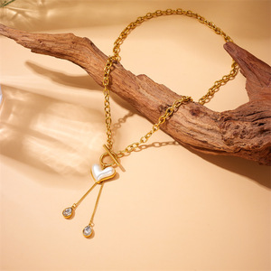 European American Style Retro Pearl Heart Tassel Chain Stainless Steel Gold Plated Necklace Gift - Product Image 2
