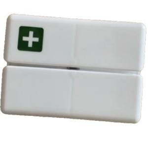 Pilulier portable à 7 compartiments avec fermeture magnétique, étui de rangement blanc pour médicaments, idéal pour les voyages et l'usage quotidien - Product Image 2