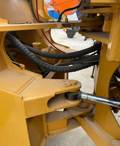 เครื่องจักรก่อสร้างปั๊มเครื่องยนต์หลักสำหรับรถตัก CAT 966H สภาพดี - Product Image 5