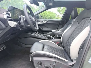 Voiture d'occasion Audi A5L 2.0T Sport Plus 2026, berline essence 5 places et système de surveillance de fatigue du conducteur Active <span class=keywords><strong>DMS</strong></span> + supports ISOFIX pour siège enfant - Product Image 4
