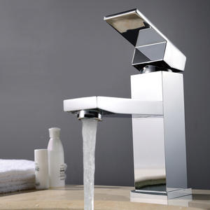 Vente en gros de lavabos de salle de bain monobloc tout en cuivre, robinets d'eau chaude et froide, activation par levage, éviers plus hauts pour projets - Product Image 2