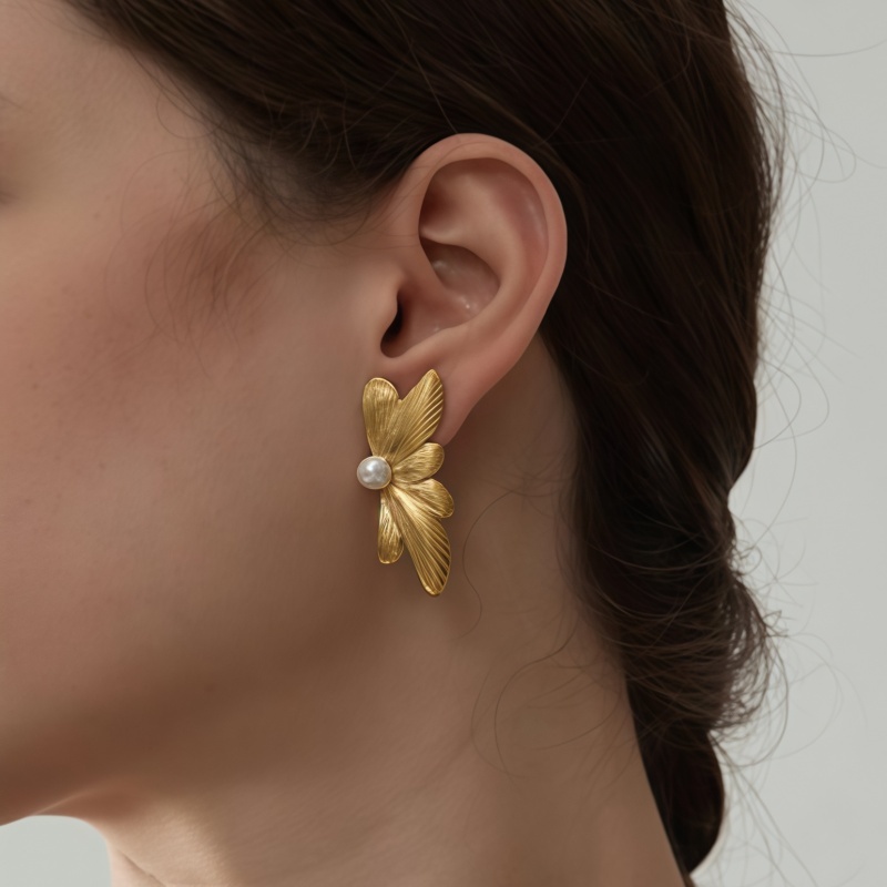 Luxury Pearl Earrings for Women Waterproof
