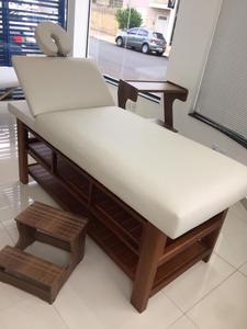 <span class=keywords><strong>Table</strong></span> <span class=keywords><strong>de</strong></span> <span class=keywords><strong>massage</strong></span> et <span class=keywords><strong>de</strong></span> soin du visage pliable pour salon <span class=keywords><strong>de</strong></span> beauté, avec cadre en bois et métal, réglable en hauteur, moderne, vente en gros - Product Image 2