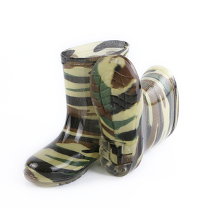 <span class=keywords><strong>Bottes</strong></span> <span class=keywords><strong>de</strong></span> <span class=keywords><strong>pluie</strong></span> pour femmes en PVC transparent, imperméables, antidérapantes, à imprimé camouflage, confortables et bon marché - Product Image 3