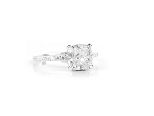 Anillo de Compromiso Solitario con Diamante de Laboratorio Certificado IGI, Corte Cojín, con Banda de Diamantes, 2.65 CT, Oro Sólido, Joyería Nupcial de Diseño - Product Image 2